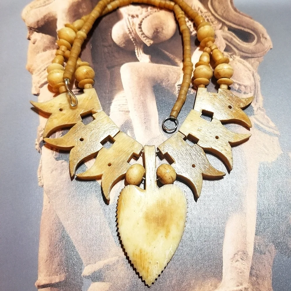 Antiq African Tribal ADINKRA Symbol Hand Carved Bone Necklace